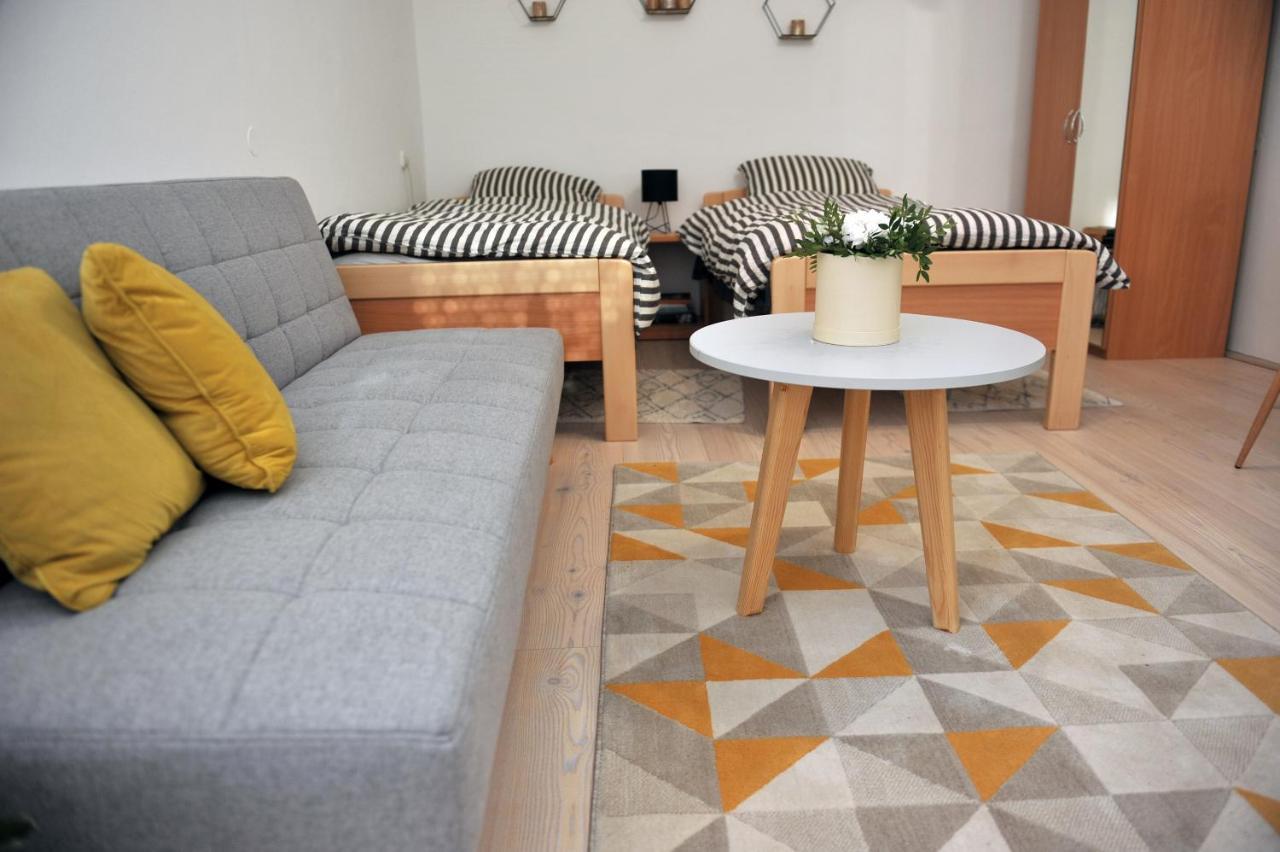Studio Apartman Bandb Dakovo Exterior photo